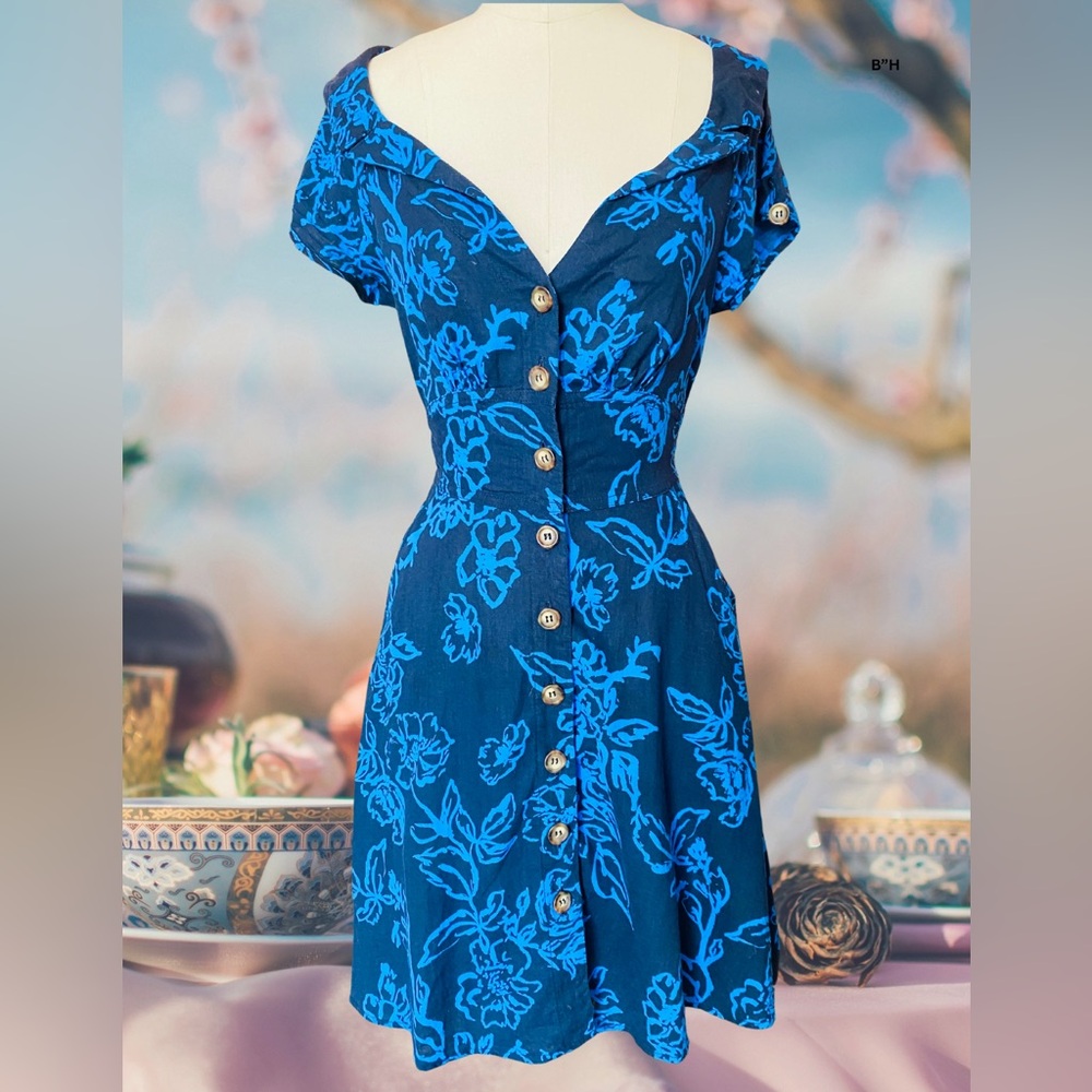 Free People Collared off Shoulder Floral Blue Linen Button Up Mini Beach Dress
